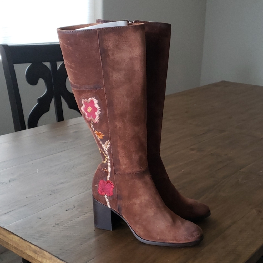 New! Women's Frye Nova Flower tall boot